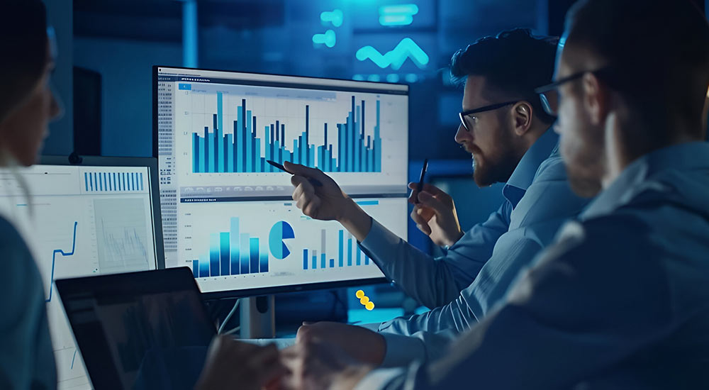 مقایسه و تجزیه و تحلیل داده‌های مالی