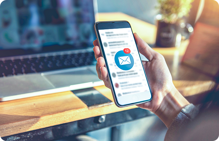 سرویس ایمیل